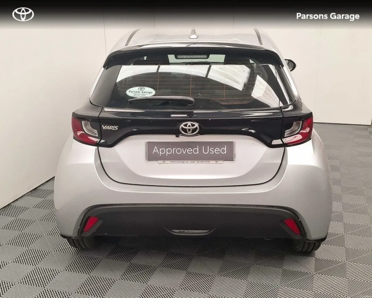 Toyota Yaris YARIS 1.5 LUNA - Image 4
