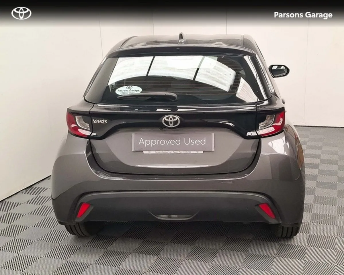 Toyota Yaris YARIS 1.5 LUNA - Image 4
