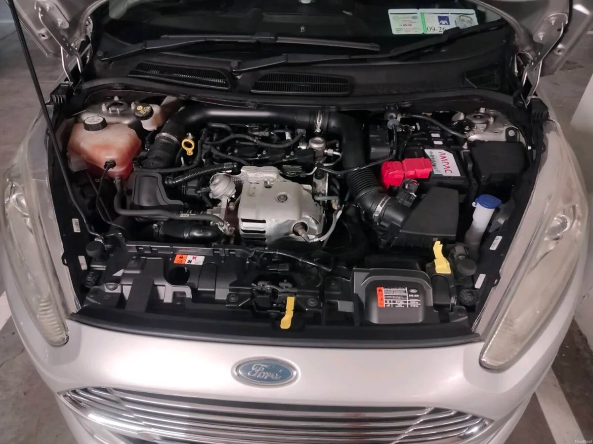 Ford fiesta t 1.o automatic low milage15000km - Image 3