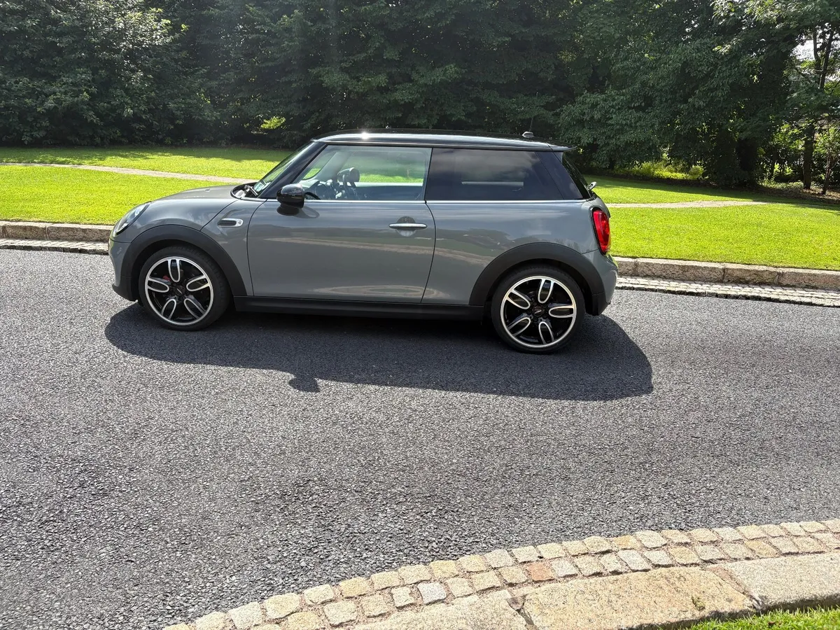 Mini Cooper 2017 - Image 4