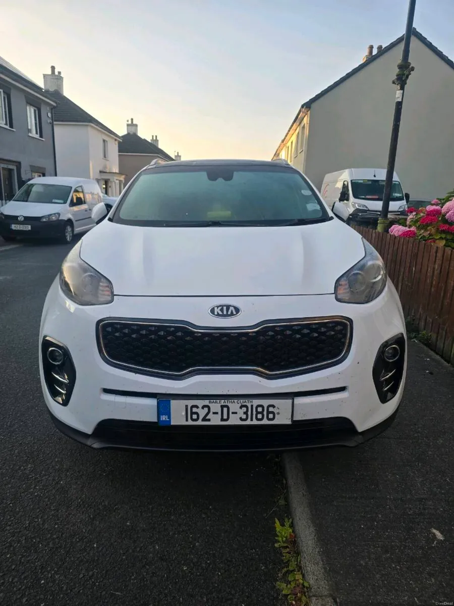 Excellent 162 Kia Sportage for Sale - Image 2