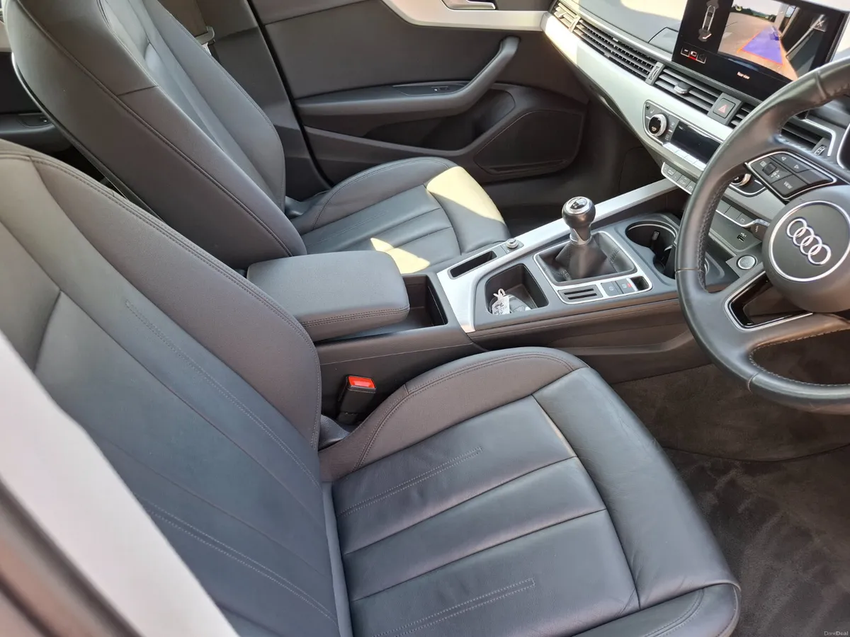 202 AUDI A4 2.0 TDI SE - Image 5
