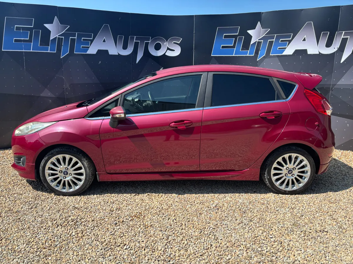 Ford Fiesta Titanium 1.0 Automatic 2014 - Image 2