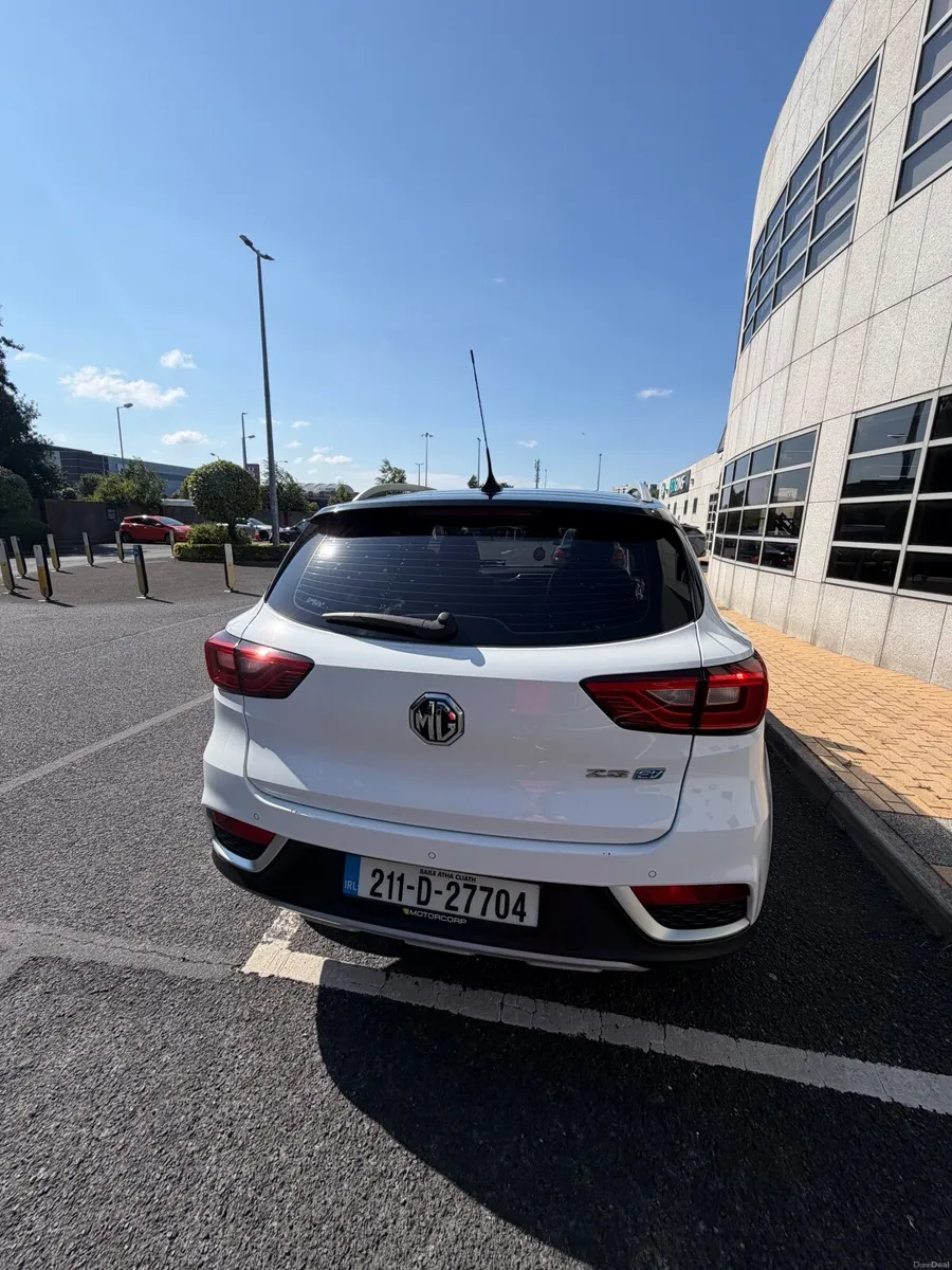 2021 MG ZS EV Exclusive – Excellent Condition - Image 3