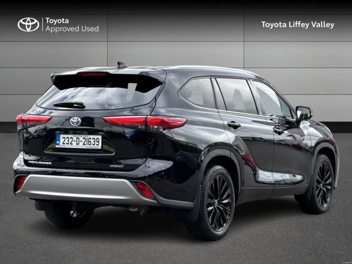 Toyota Highlander PLATINUM 4DR AUTO - Image 2