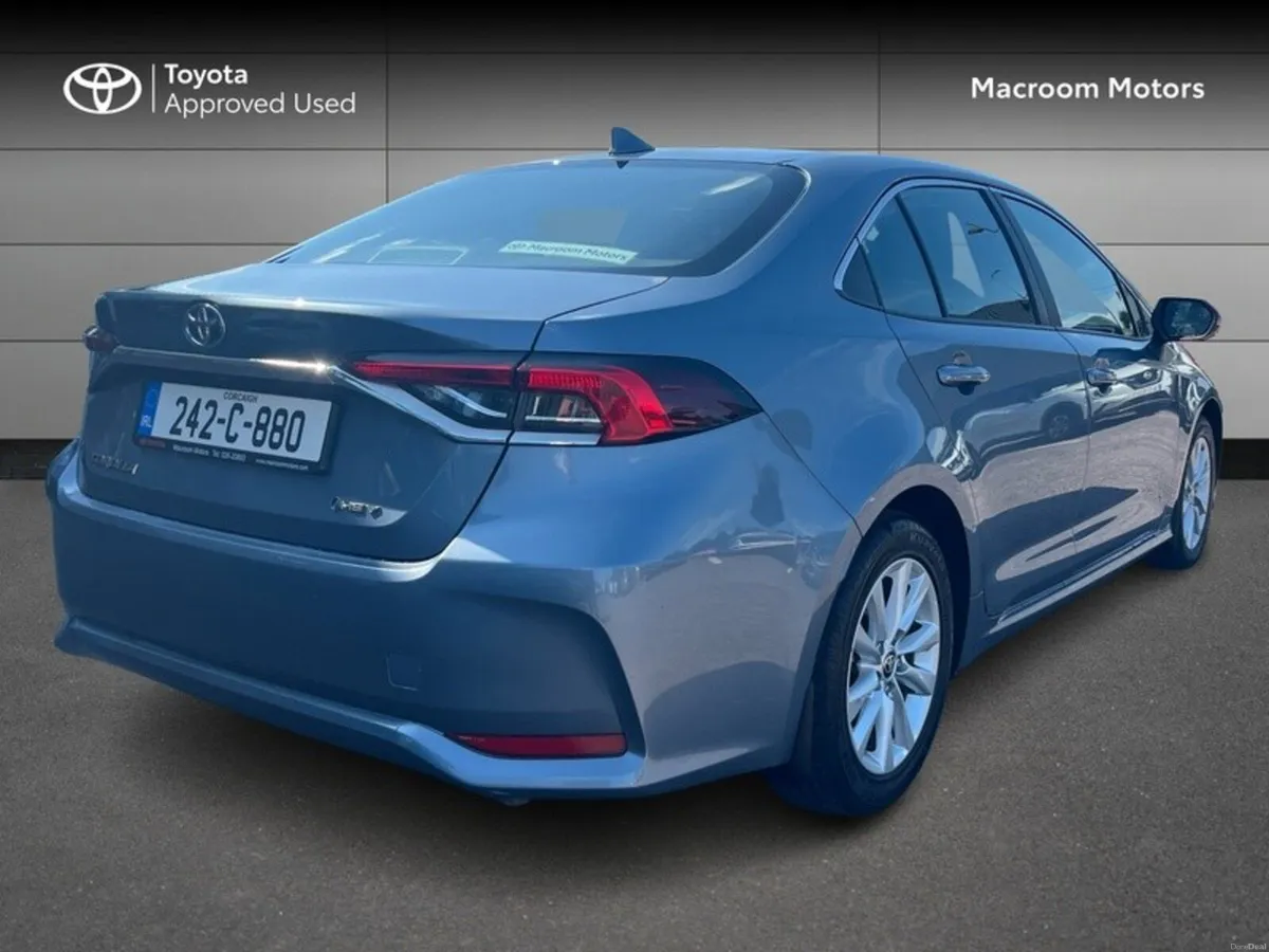 Toyota Corolla LUNA 4DR A - Image 2