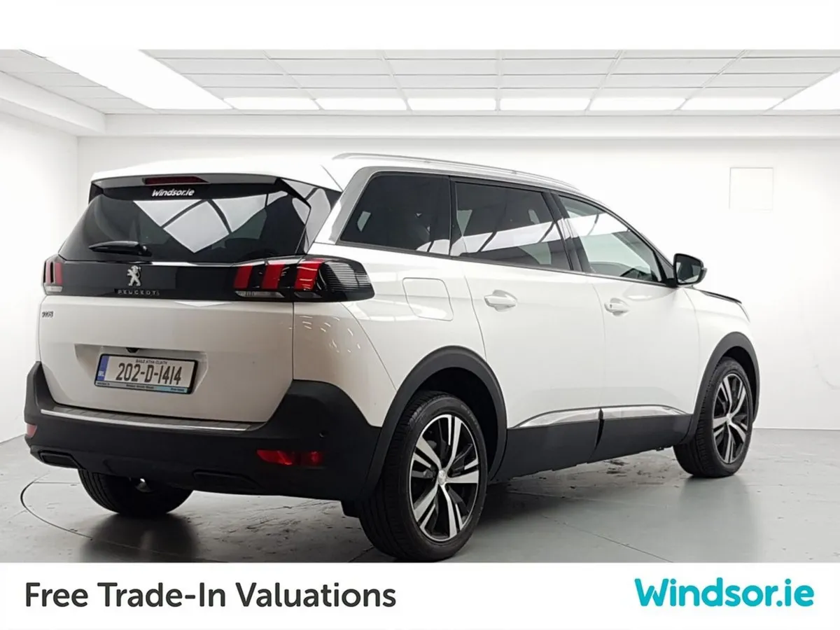 Peugeot 5008 1.2 PureTech 130bhp Allure - Image 3