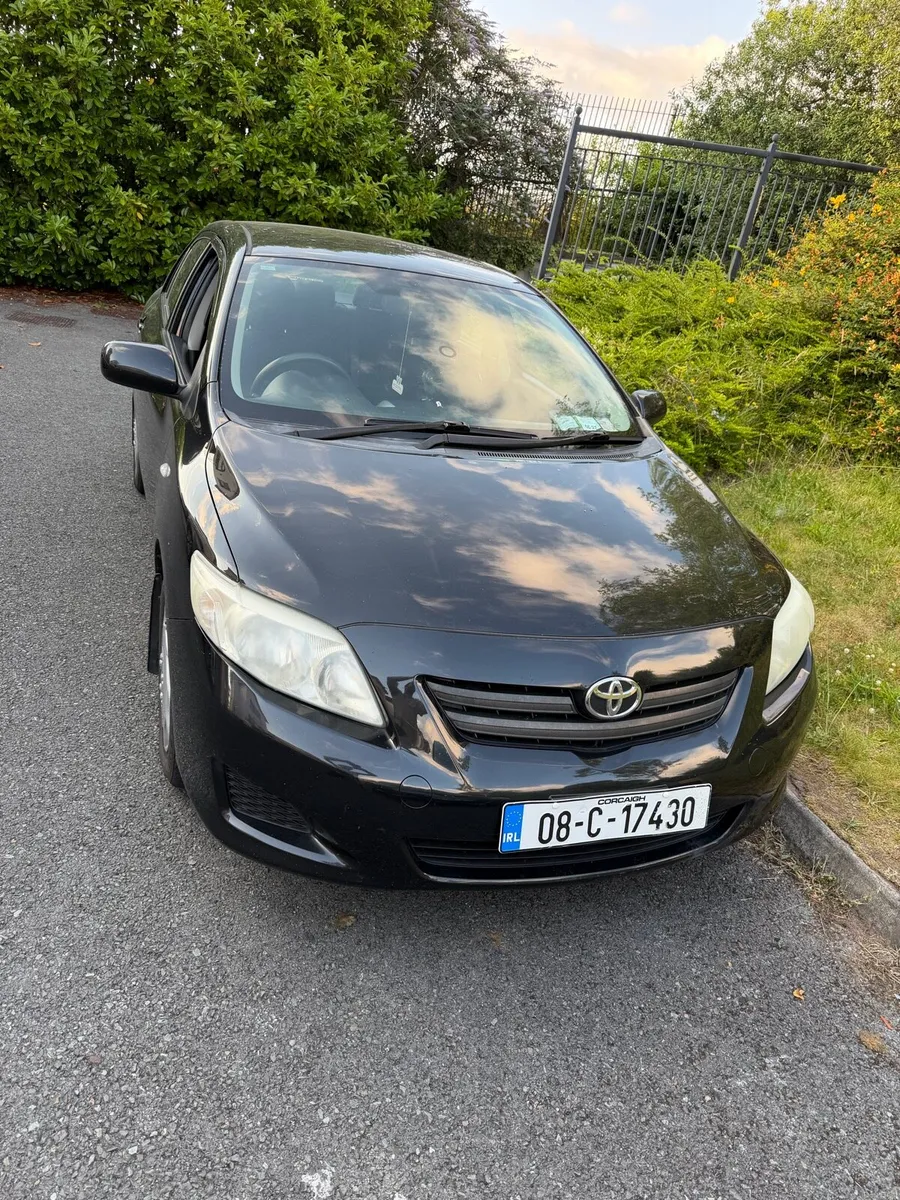 Toyota Corolla 1.4 Terra Sal (Petrol) - Image 1