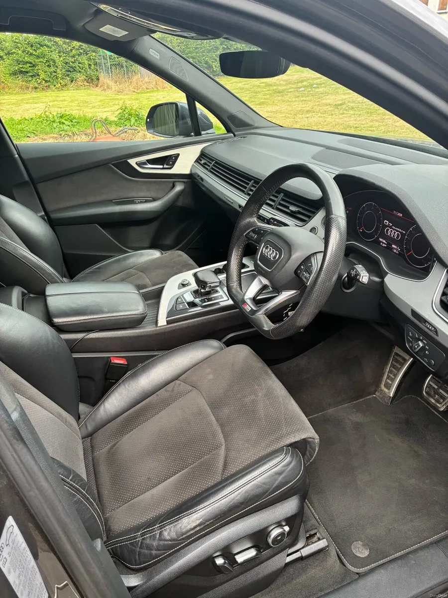 Finance Available 2019 Audi Q7 Black Edition - Image 5