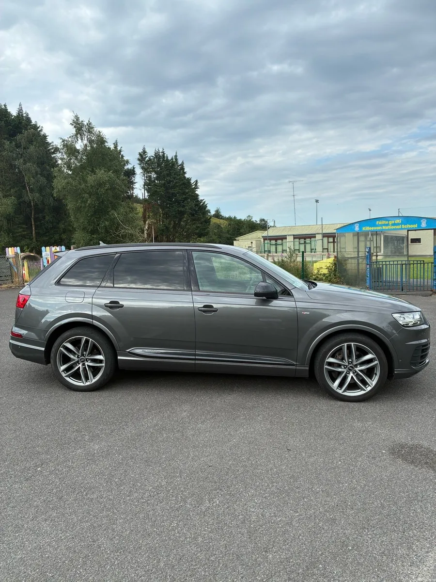 2019 Audi Q7 50 TDI 282bhp Quattro Black Edition - Image 2