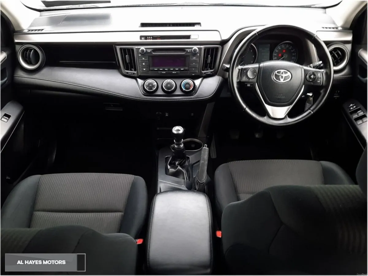 Toyota RAV4 2.0 D-4D AURA 4DR *NCT 2/27* - Image 2