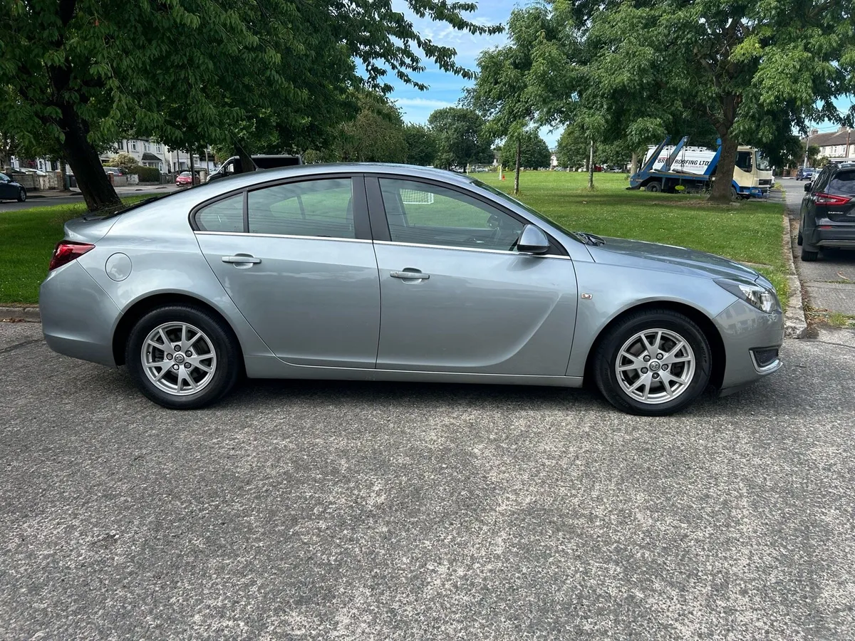 2014 Opel Insignia 2.0 CDTI // Low miles - Image 2