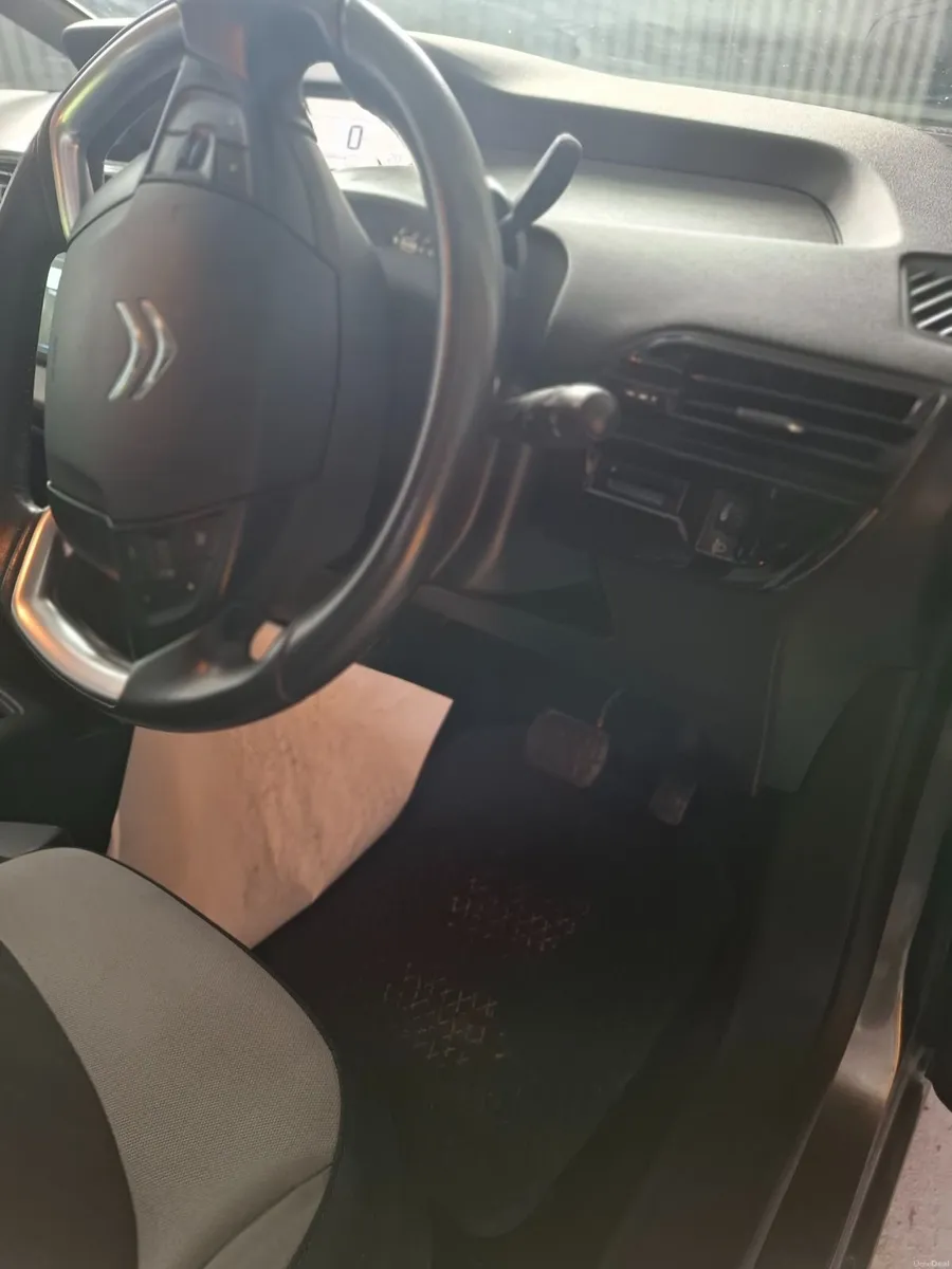 Citroen C4 2015 - Image 3