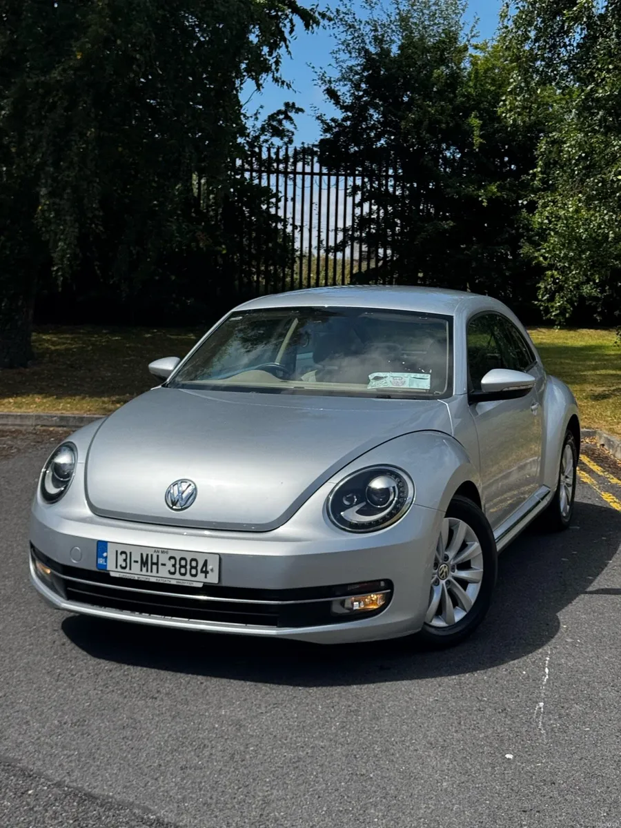 Volkswagen Beetle 2013 AUTO - Image 1