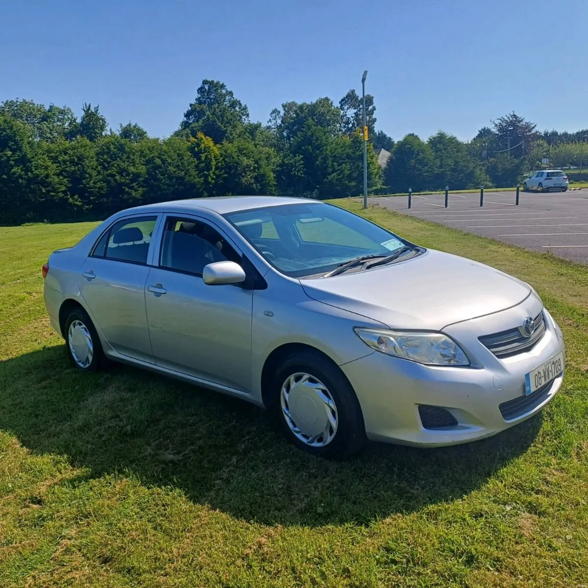Toyota corolla - Image 1