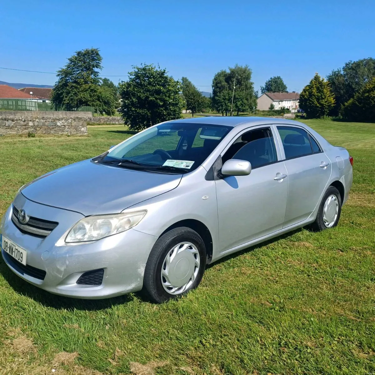 Toyota corolla - Image 3