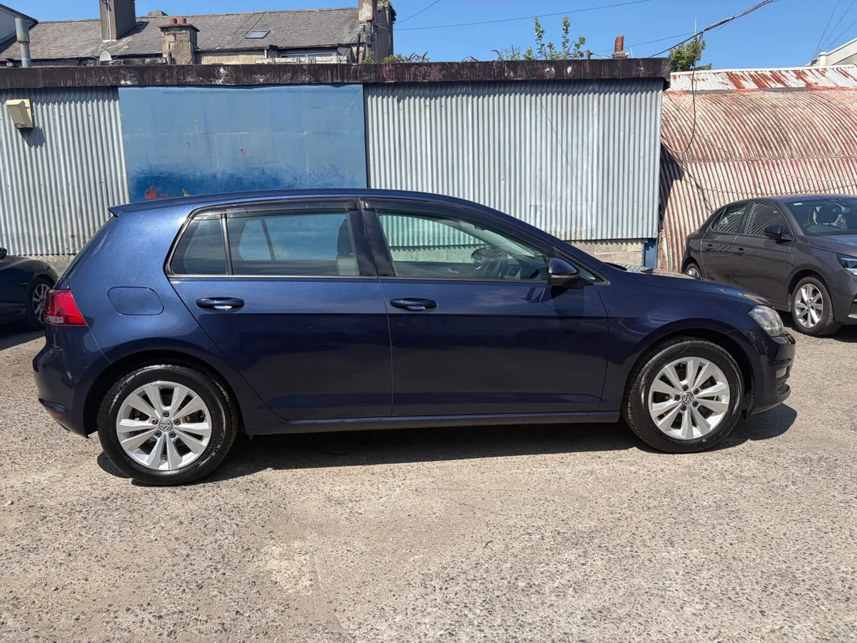 2015 VOLKSWAGEN GOLF, COMFORTLINE, AUTOMATIC - Image 2