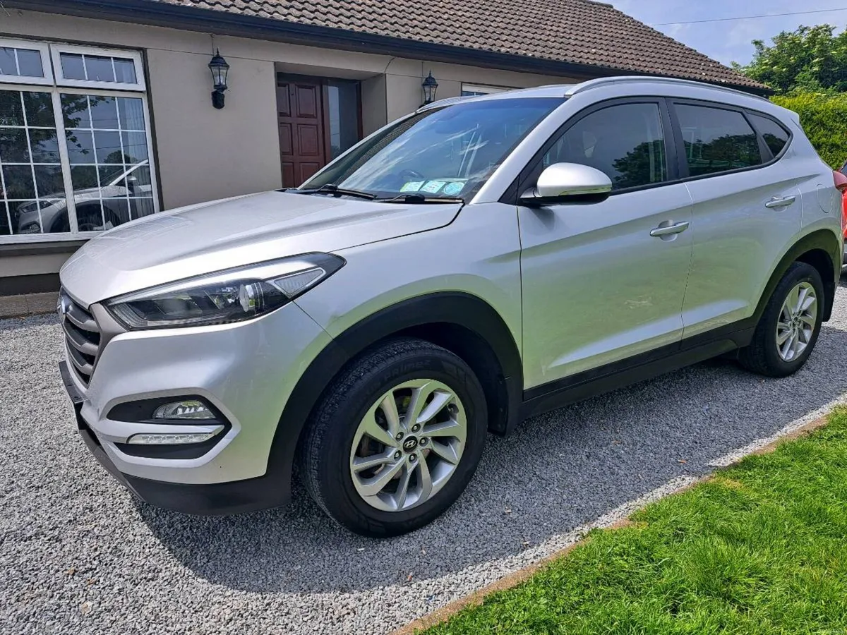 Tuscan 2016 low mileage - Image 1
