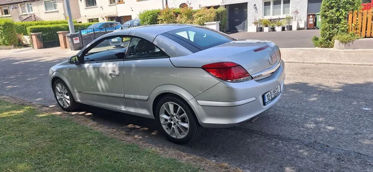 2010 Opel Astra - Image 3