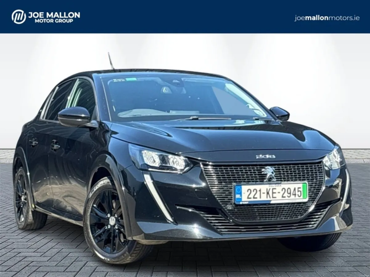 Peugeot 208 Electric 136bhp (50 kWh) Allure Black - Image 1