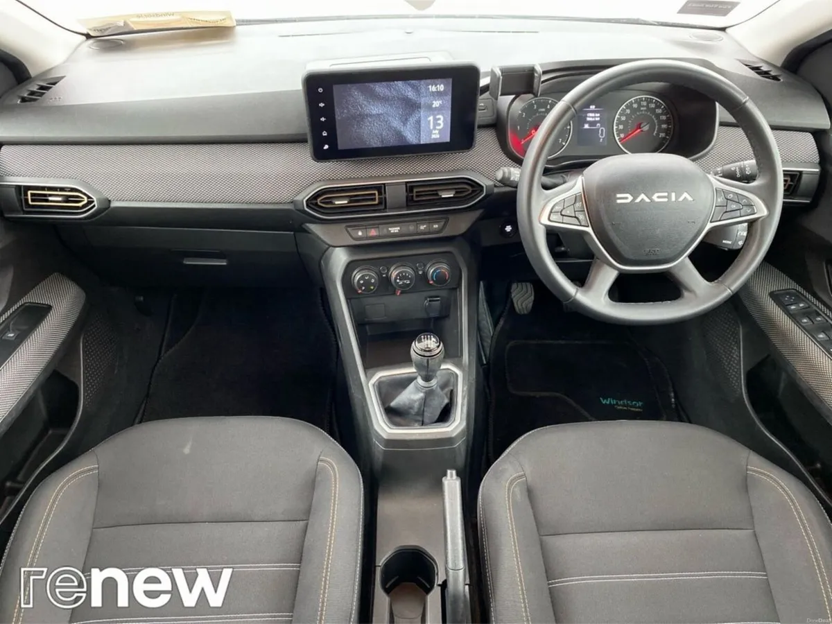 Dacia Sandero Stepway TCe 90 STEPWAY Expression - Image 2