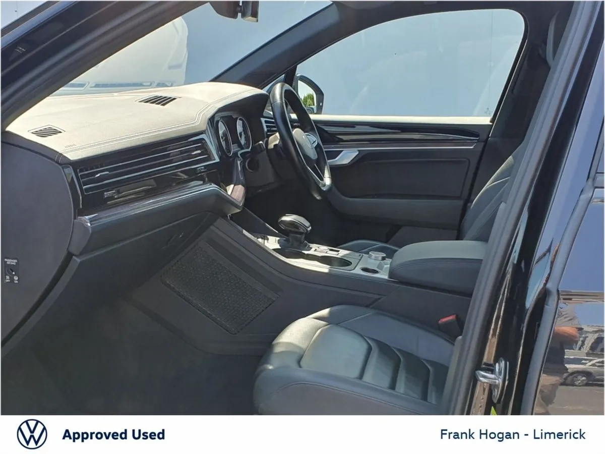 Volkswagen Touareg TOUAREG COMM 3.0 TDI 4M 231BHP - Image 6