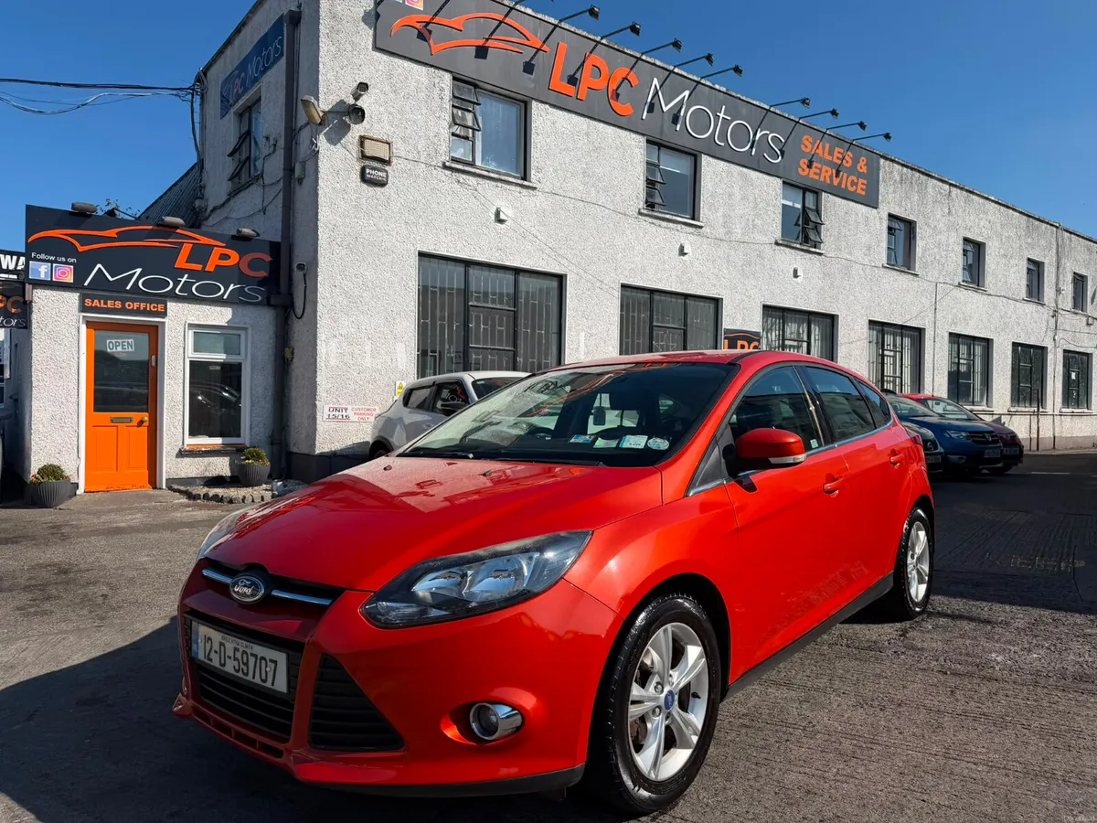 Ford Focus 2012 Automatic - Image 3