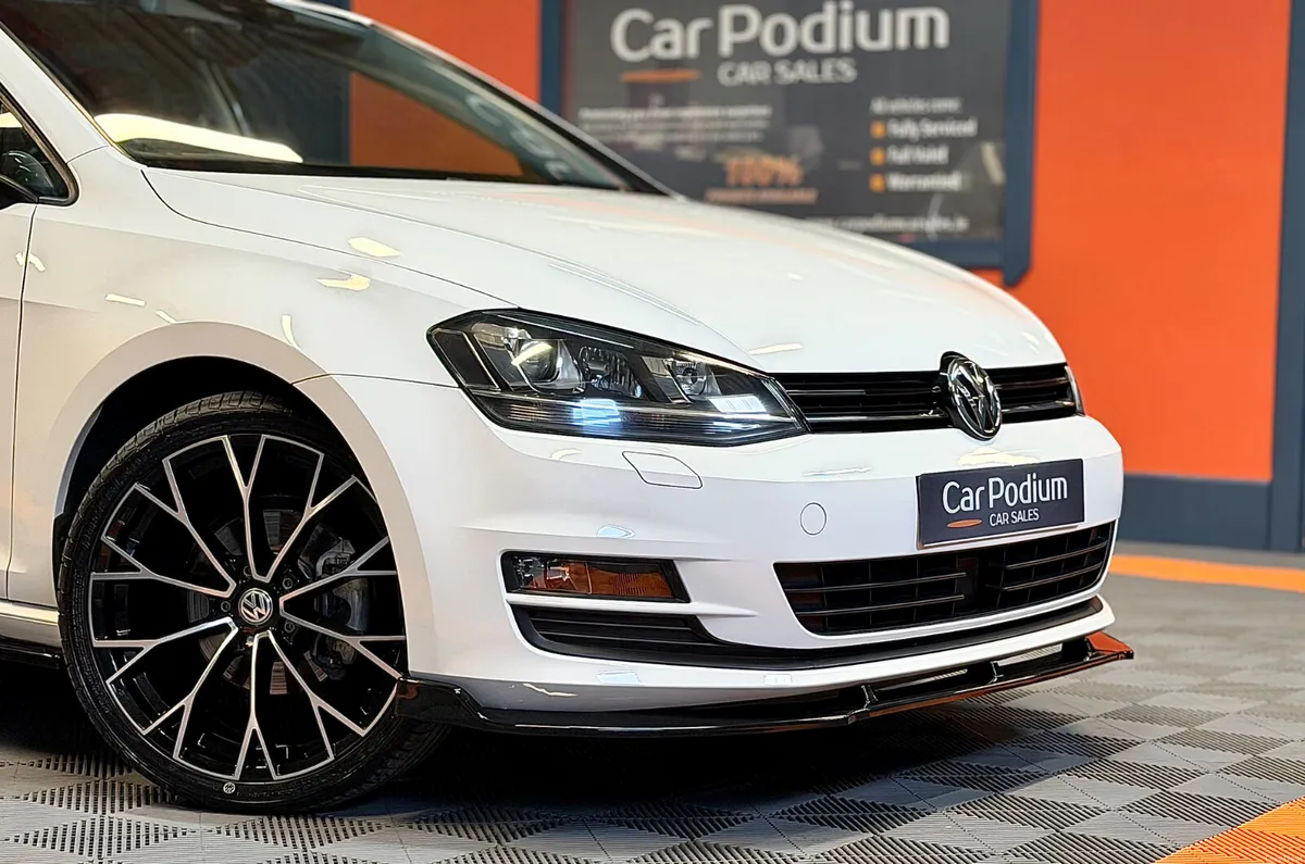 2017 Volkswagen Golf 1.2TSi Auto Comfortline DSG - Image 2