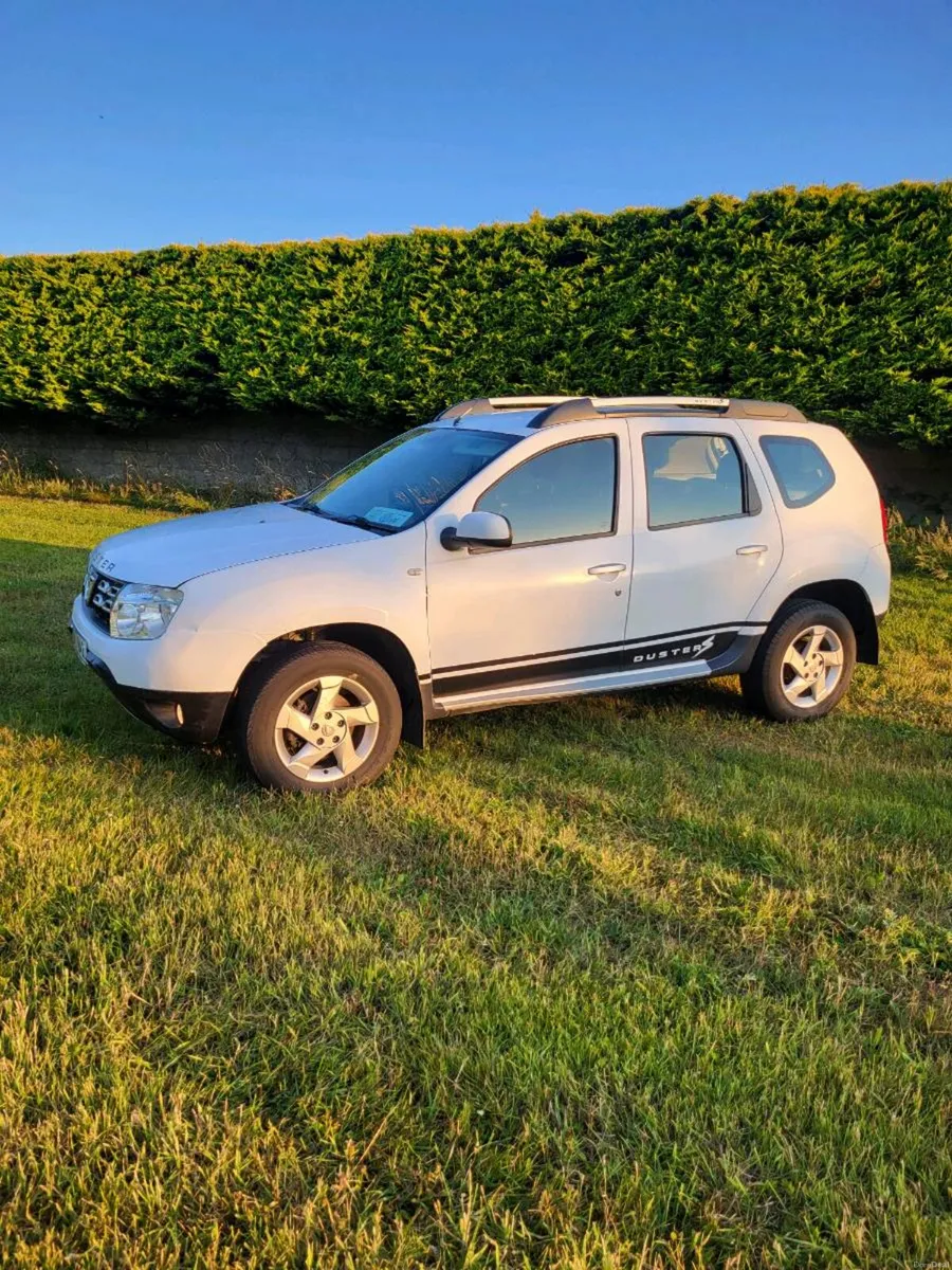 DACIA DUSTER DIESEL NEW NCT 06/27 LOW MILEAGE - Image 3
