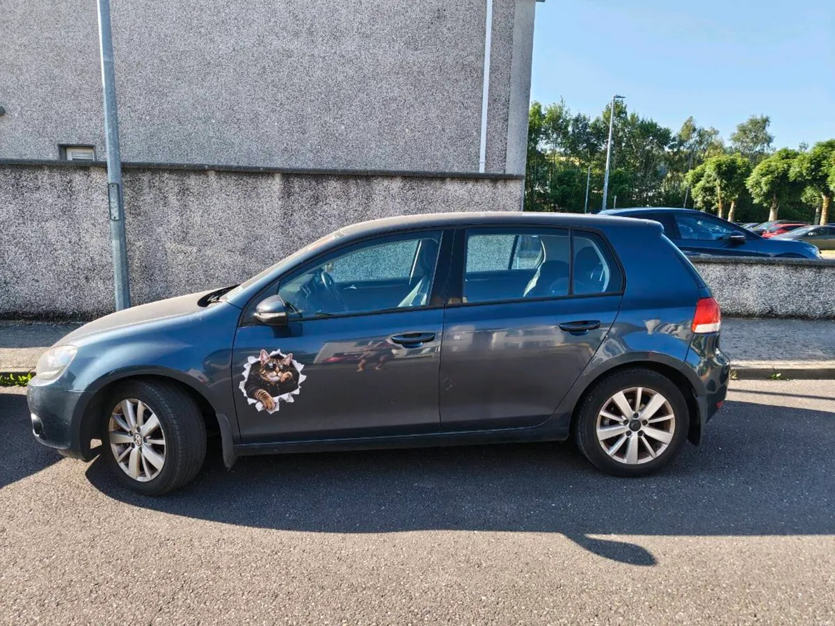 Volkswagen Golf - Image 4