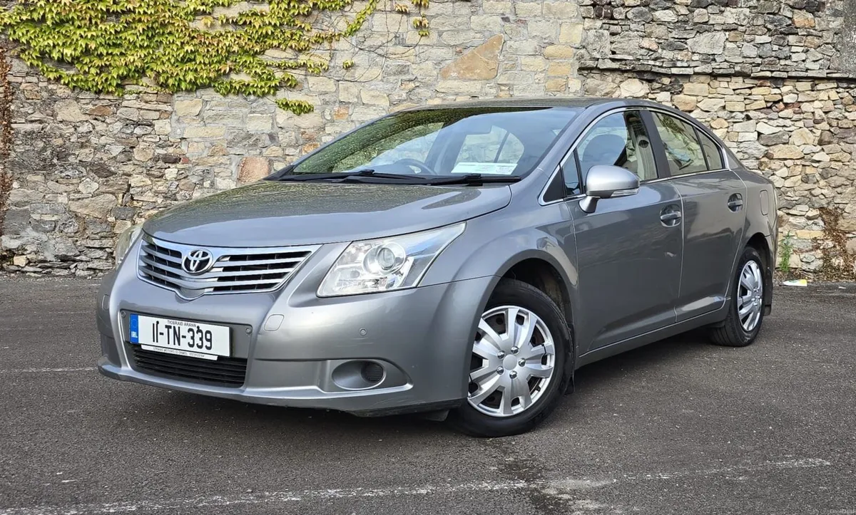 2011 Toyota Avensis 2.0 D-4D - Image 1