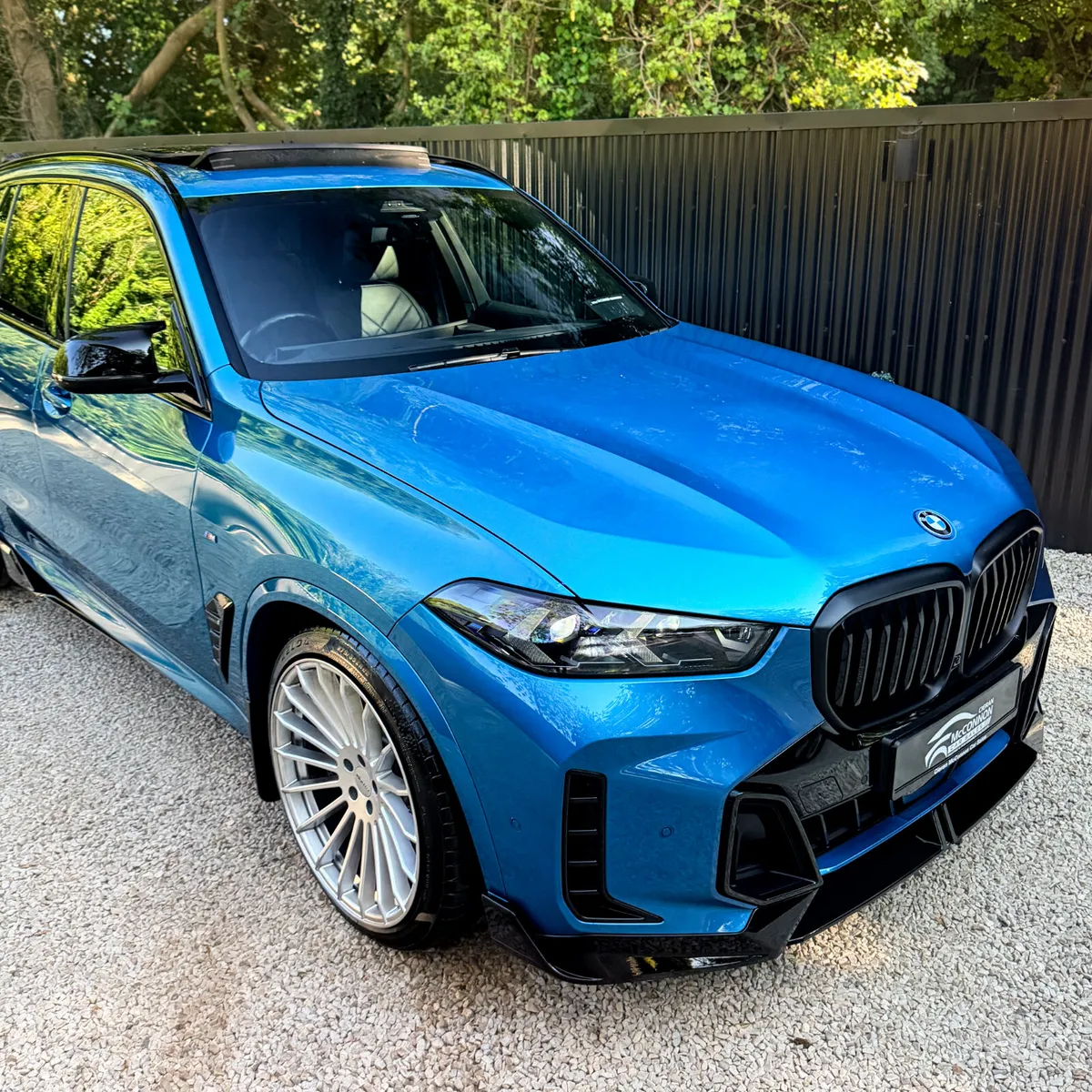 *INDIVIDUAL* 2024 (241) BMW X5 xDrive50e M Sport P - Image 2
