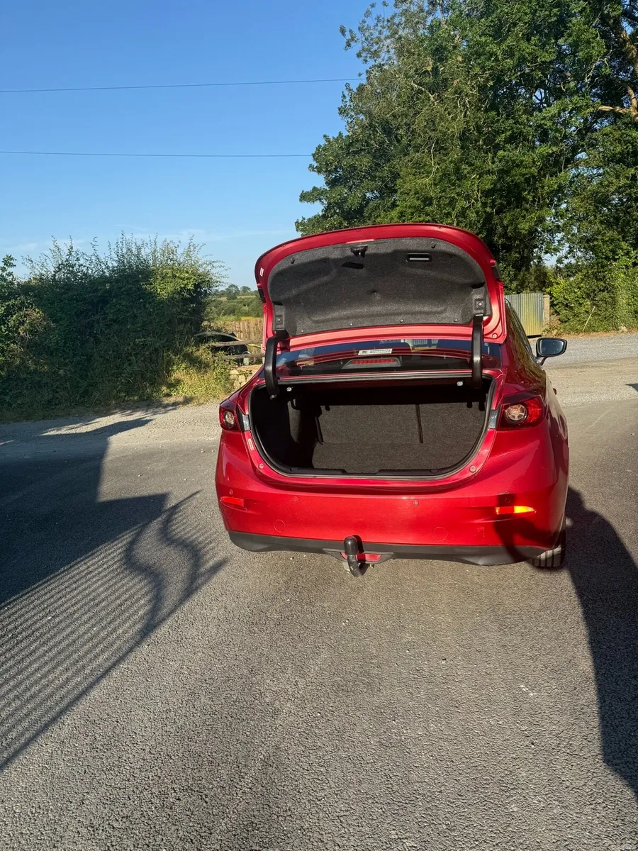 Mazda 3 1.5 petrol executive - Image 4