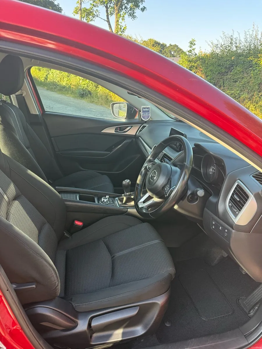 Mazda 3 1.5 petrol executive - Image 6
