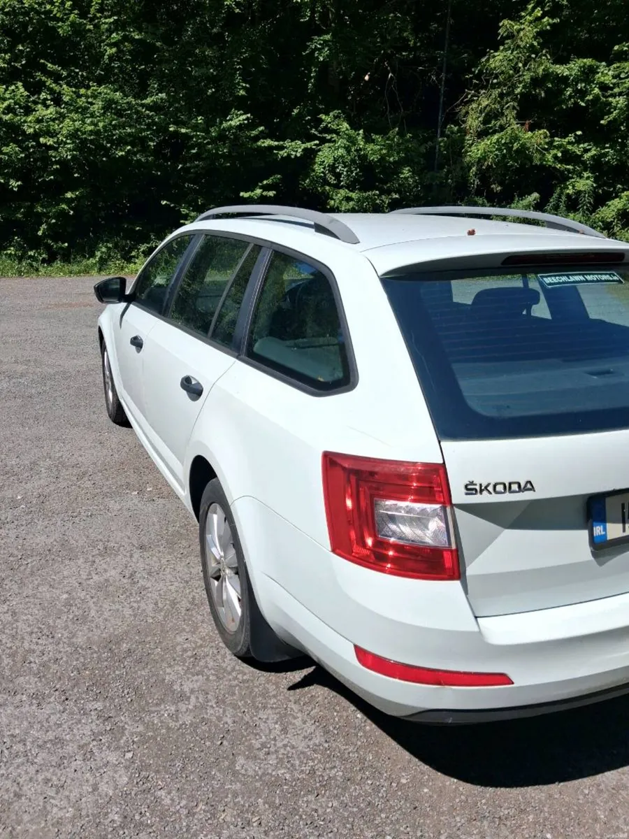 Soda Octavia 2015 - Image 4