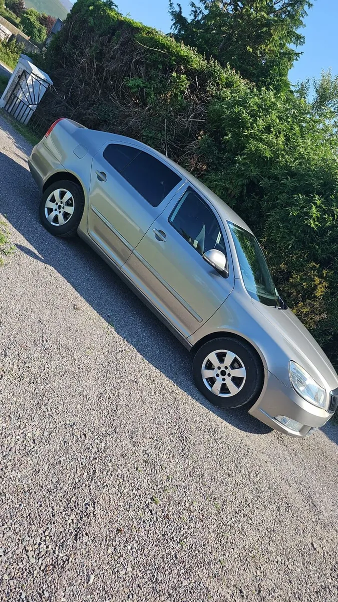 Car - Image 1