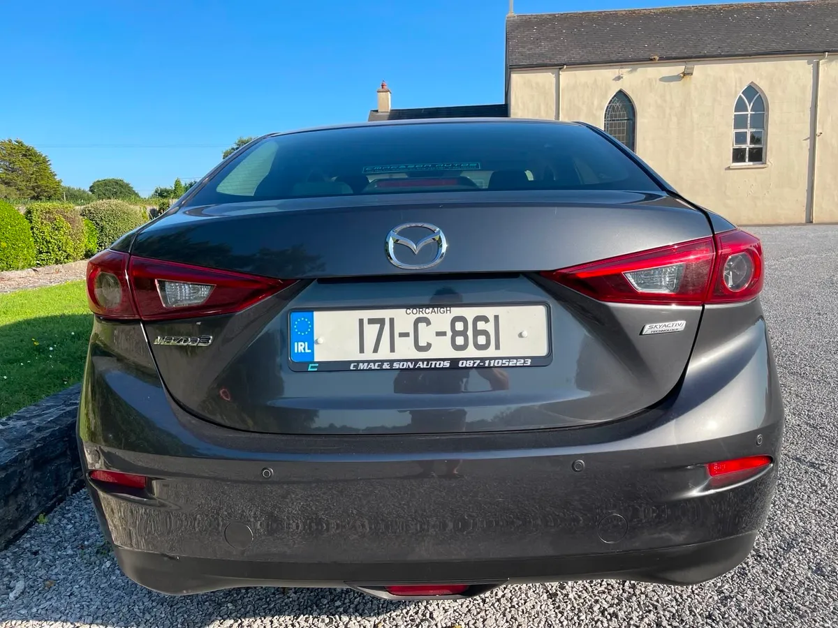 2017 Mazda 3 Executive SE 1.5 Diesel Manual - Image 3