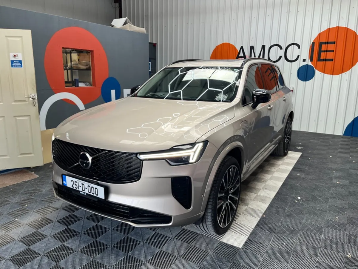 Volvo XC90 2025 VOLVO XC90 T8 PLUG-IN 2.0 AUTOMATI - Image 5
