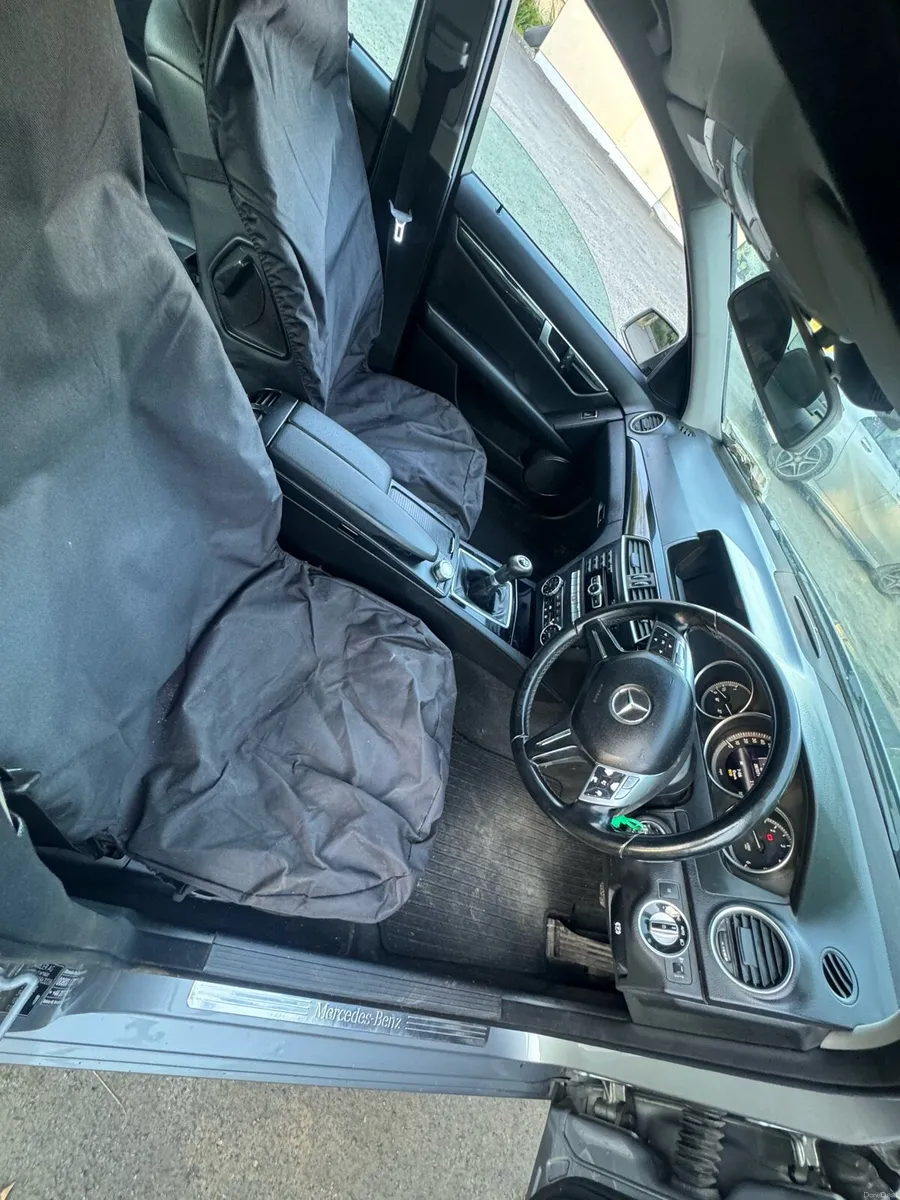 Mercedes c220 - Image 6