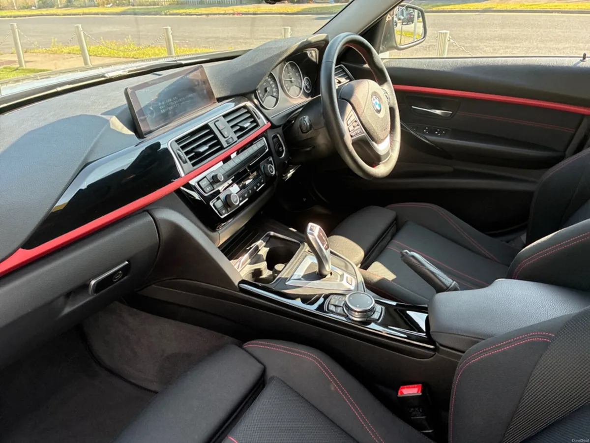 BMW 3-Series 2016 2L PETROL PHEV BMW 330e - Image 2