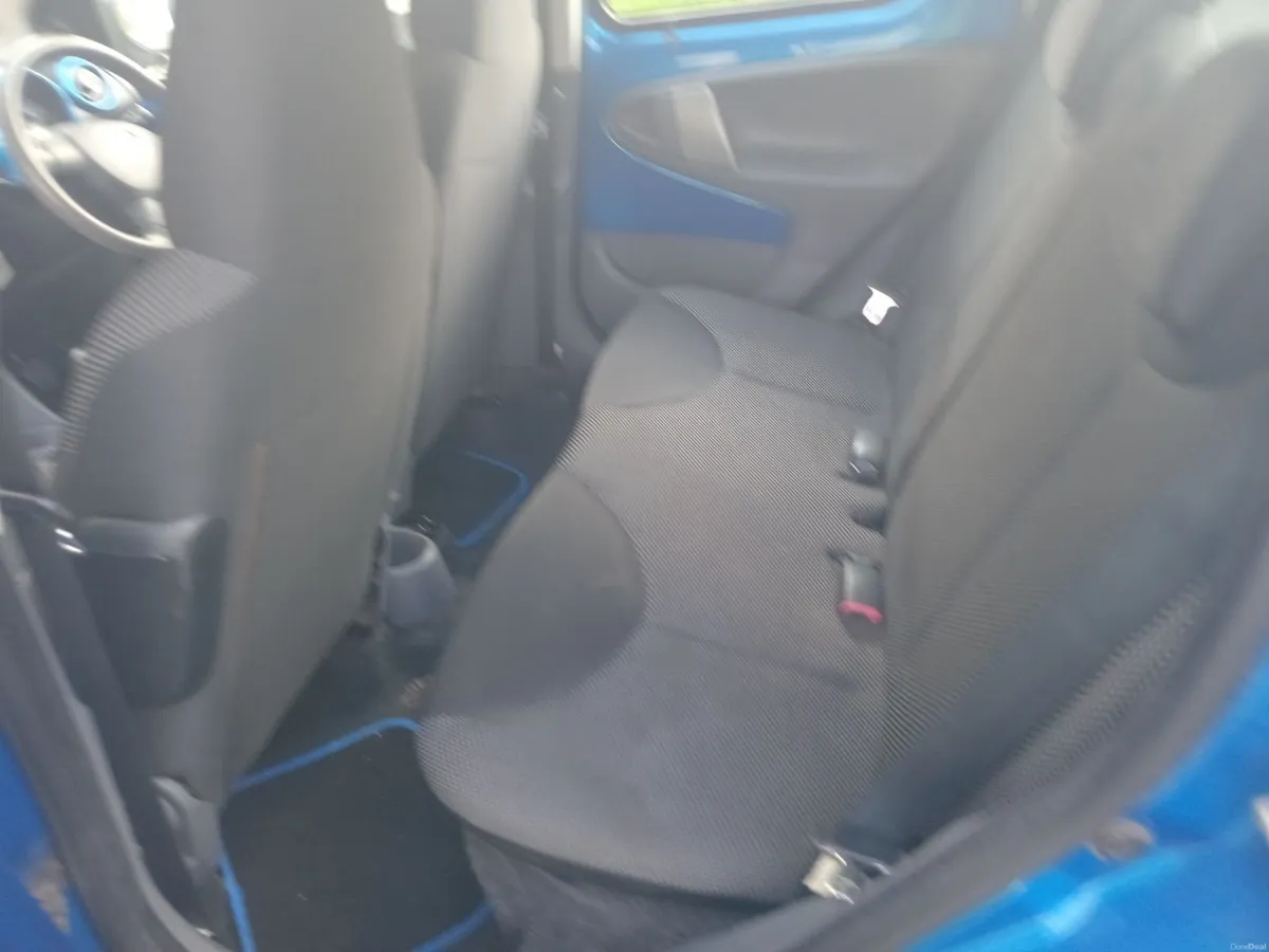 Toyota Aygo 2010 - Image 6
