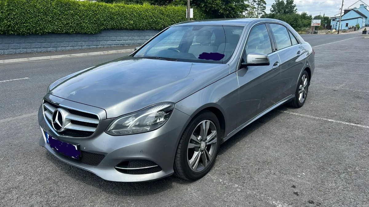 Mercedes-Benz E-Class 2013 - Image 3