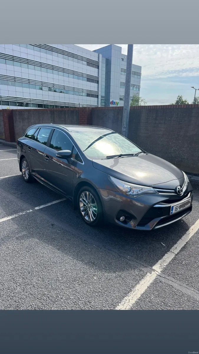 Toyota Avensis Business edition estate - Image 1