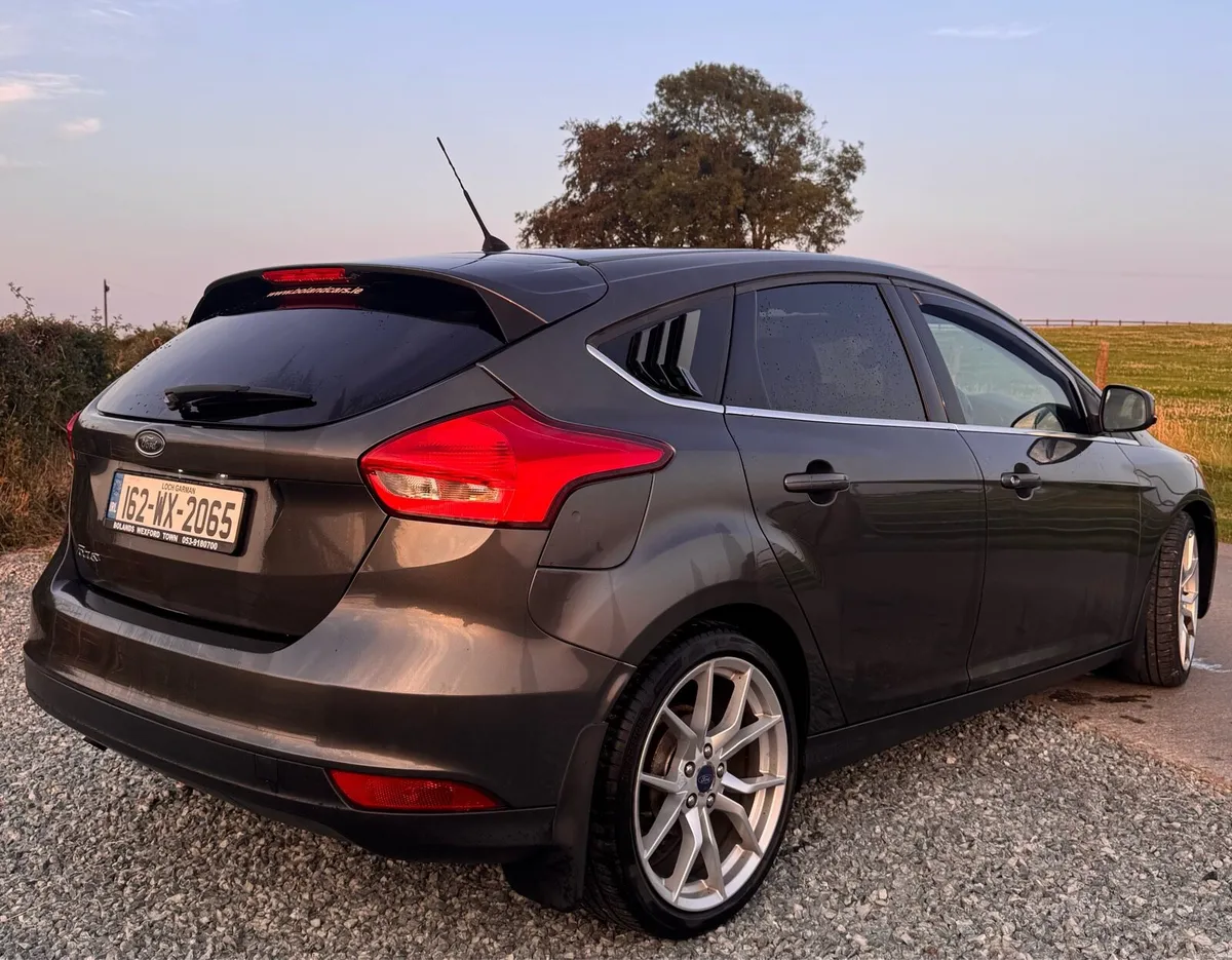 2016 FORD FOCUS ZETEC S/S 120PS 5DR 1.5 TDCI - Image 4