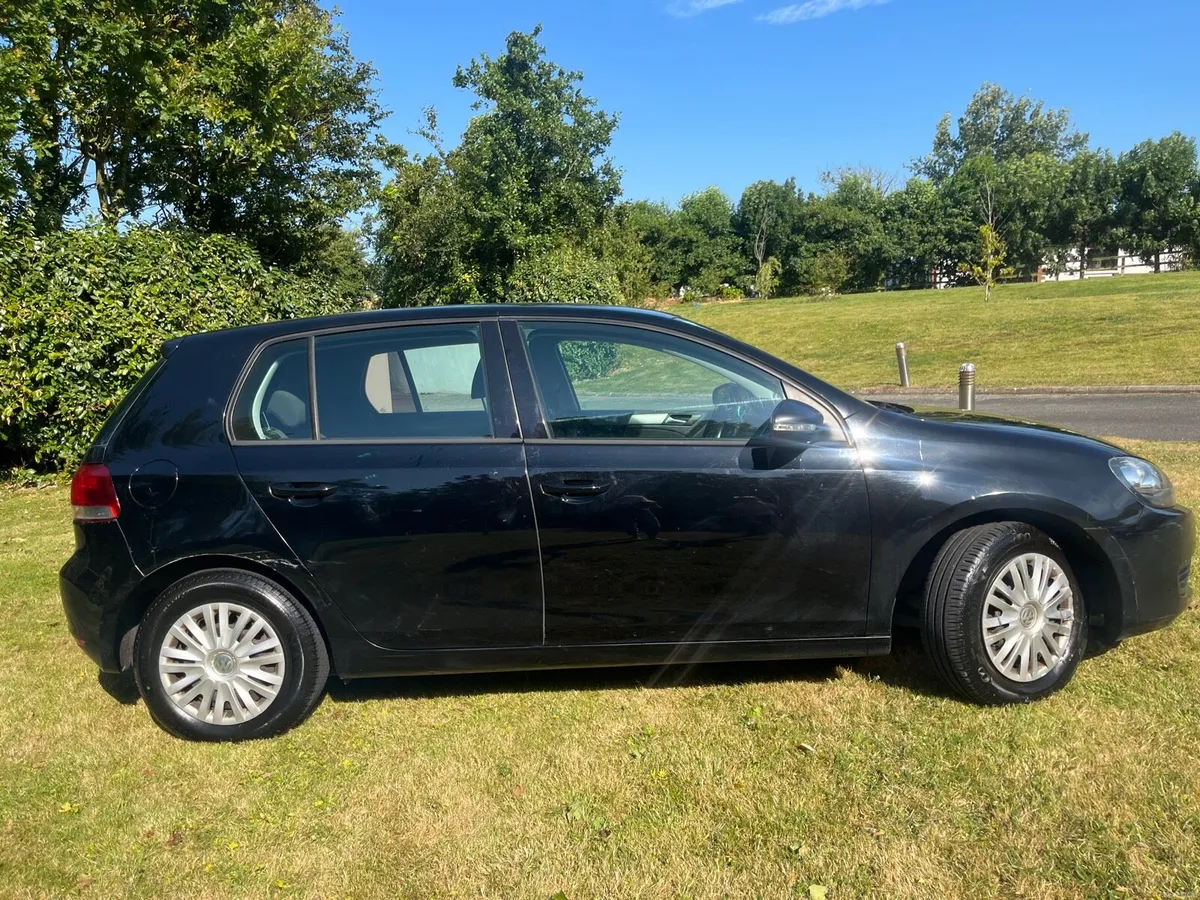 VW Golf Low Mileage - Image 4