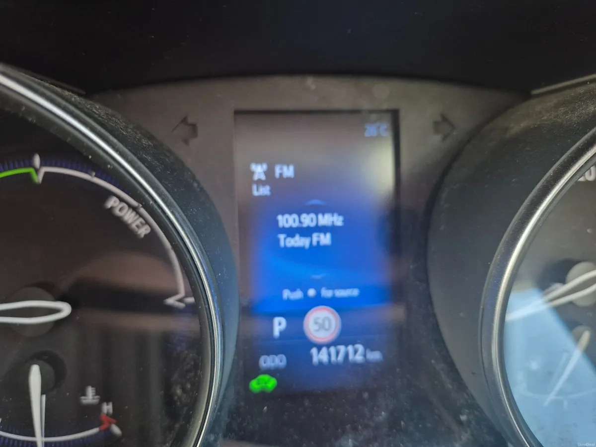 Toyota C-HR 2019 - Image 2