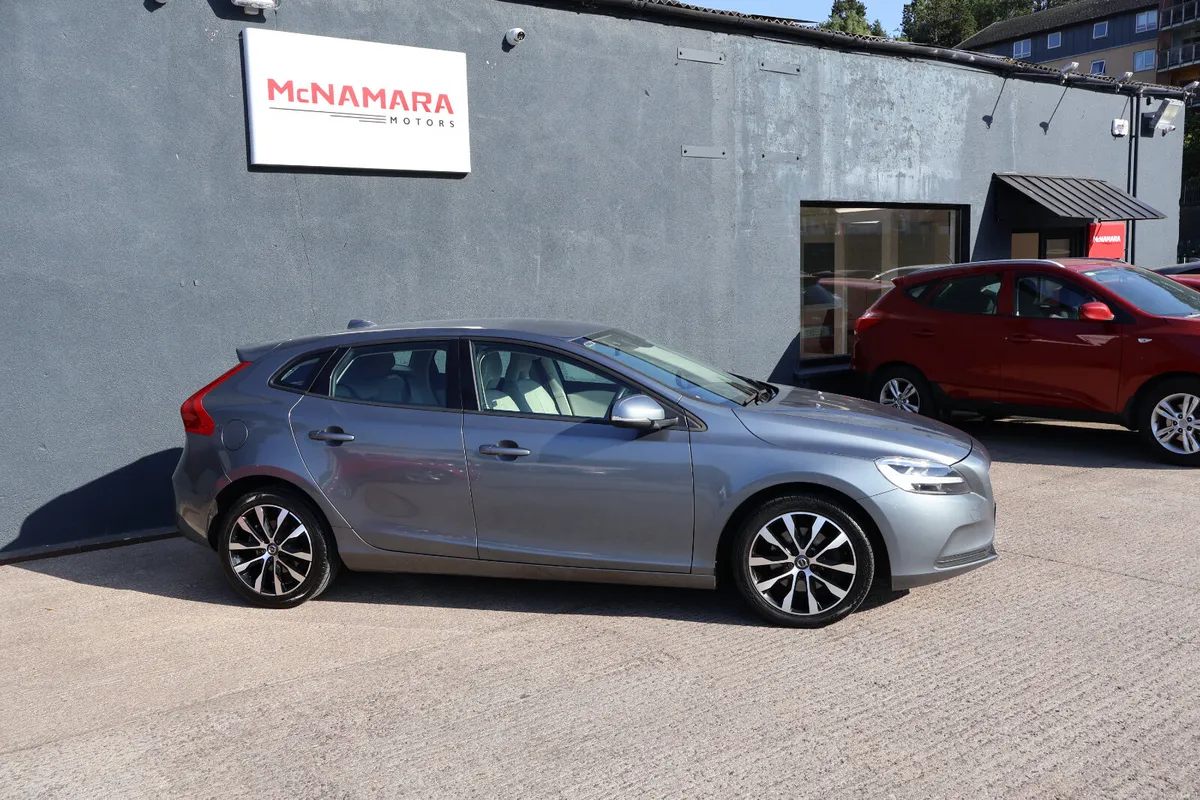 Volvo V40 Momentum Low Km's 1 Owner 24 Months NCT - Image 2
