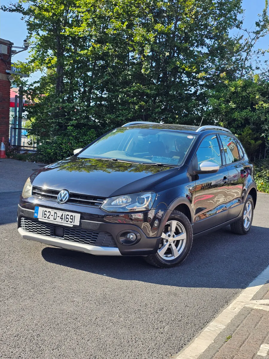 Volkswagen Polo  Cross 2016 Automatic - Image 1