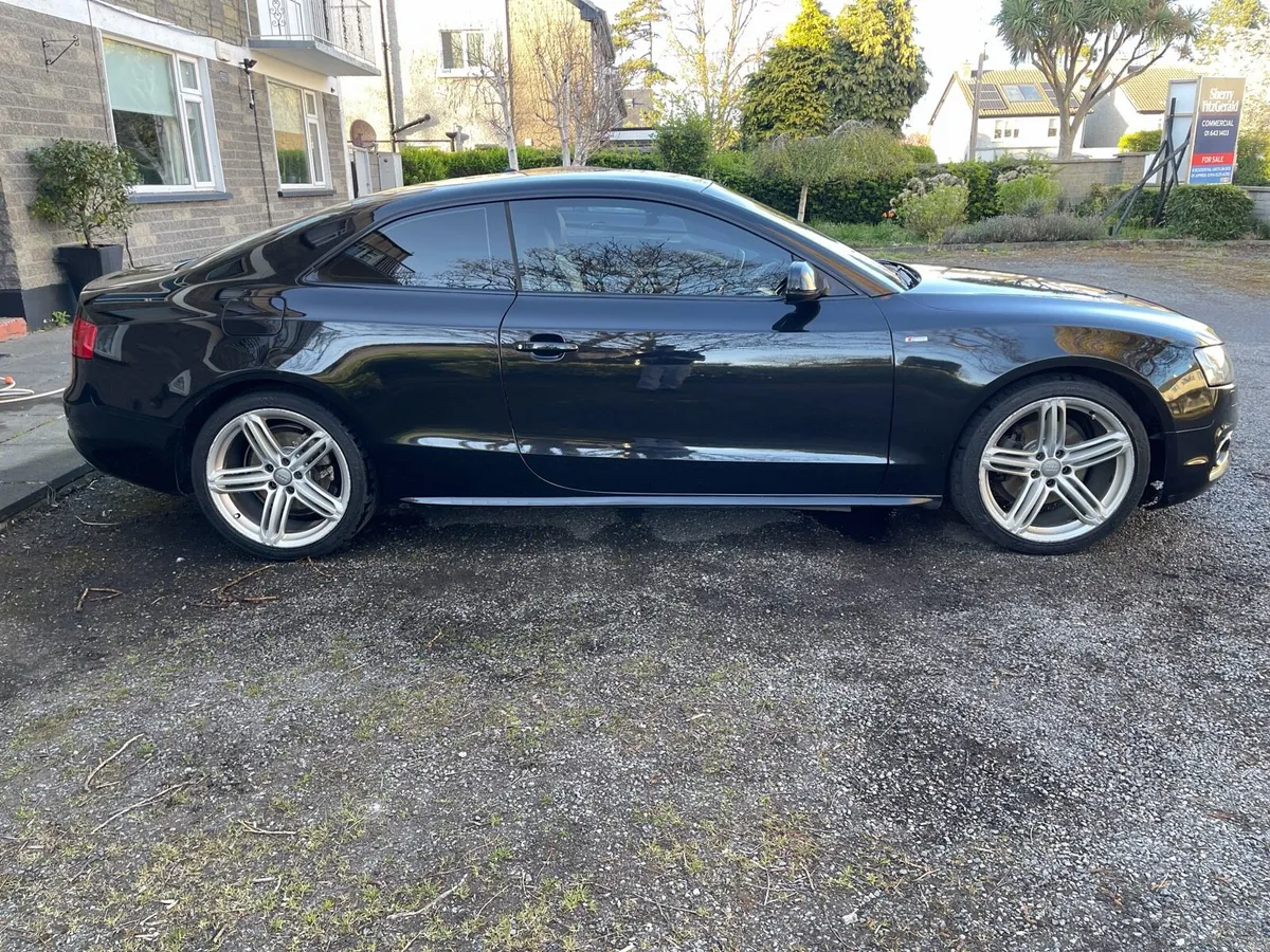 Audi A5 Coupe 2.0L TDI - Image 4