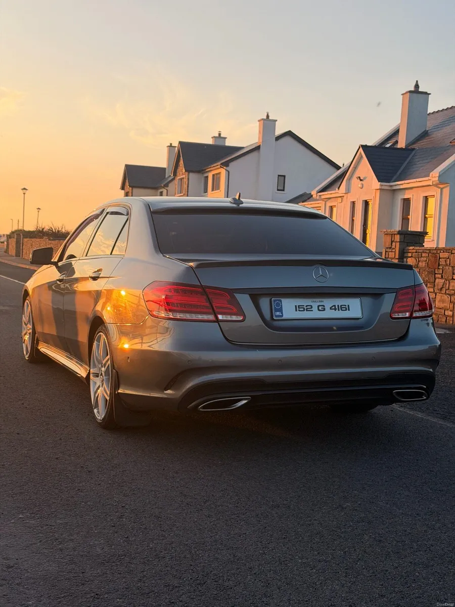 *PRICE DROP* 152 AMG Night edition Fresh NCT - Image 5